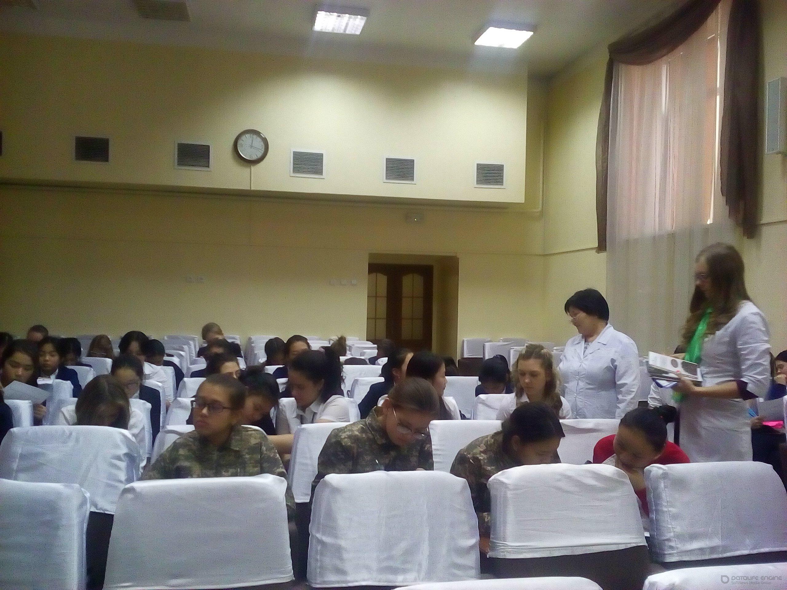 Жасөспірім қыз баланың табиғаты. Природа девочки-подростка.